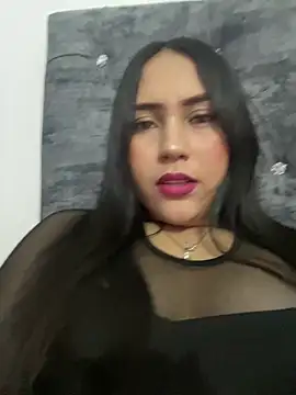 Snapshot of YuliiCamm chatting on 29, 1, 2025 YuliiCamm online show from 29, 1, 2025