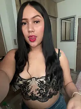 Snapshot of YuliiCamm chatting on 26, 9, 2025 YuliiCamm online show from 26, 9, 2025