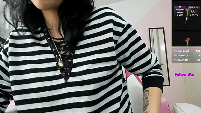 Camcrush   online show from 20, 1, 2025