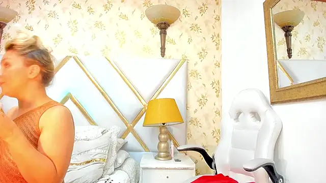 Snapshot of MalorySweet chatting on 19, 12, 2024 MalorySweet online show from 19, 12, 2024