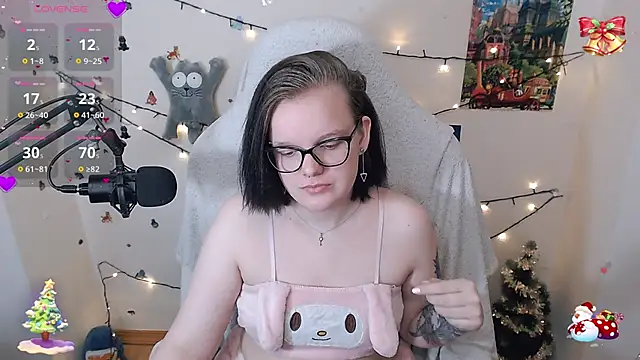 Snapshot of DivaMarisa chatting on 21, 1, 2025 DivaMarisa online show from 21, 1, 2025