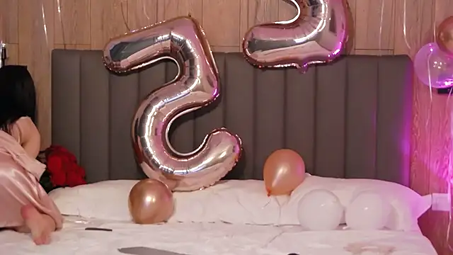 AllisonSky online show from 7, 2, 2025