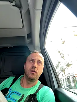 Snapshot of Lecatore80 chatting on 21, 10, 2025 Lecatore80 online show from 21, 10, 2025