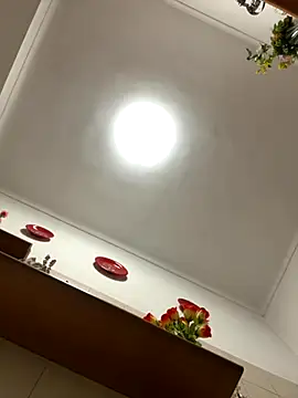 Snapshot of Lecatore80 chatting on 15, 11, 2025 Lecatore80 online show from 15, 11, 2025