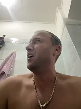 Snapshot of Lecatore80 chatting on 25, 11, 2025 Lecatore80 online show from 25, 11, 2025