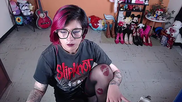 MissMiia2 online show from 19, 12, 2024