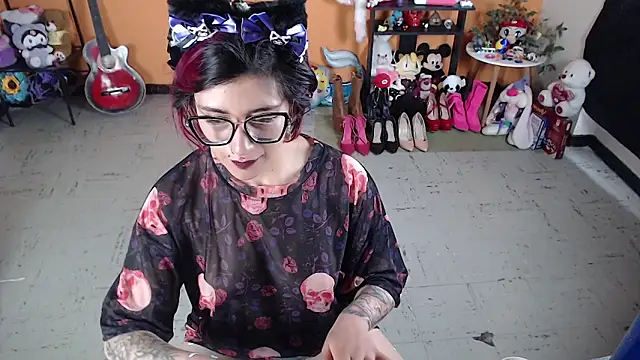 MissMiia2 online show from 28, 12, 2024