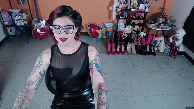 MissMiia2 online show from 30, 12, 2024