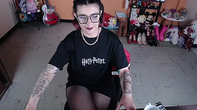 MissMiia2 online show from 9, 1, 2025