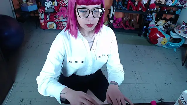 MissMiia2 online show from 11, 1, 2026