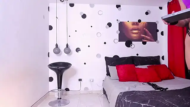 Snapshot of walton_victoria chatting on 4, 1, 2025 walton victoria online show from 4, 1, 2025