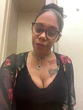 Princess Desirae online show from 10, 4, 2026