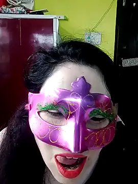 Snapshot of Raja_Ranii chatting on 8, 12, 2024 Raja Ranii online show from 8, 12, 2024