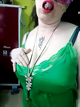 Snapshot of Raja_Ranii chatting on 15, 12, 2024 Raja Ranii online show from 15, 12, 2024