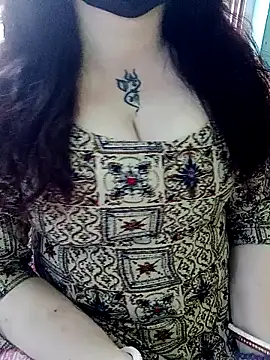 Snapshot of Raja_Ranii chatting on 28, 12, 2024 Raja Ranii online show from 28, 12, 2024