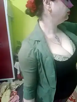 Snapshot of Raja_Ranii chatting on 22, 1, 2025 Raja Ranii online show from 22, 1, 2025