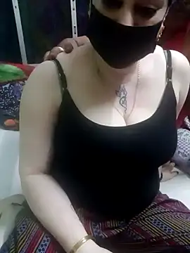 Snapshot of Raja_Ranii chatting on 22, 1, 2025 Raja Ranii online show from 22, 1, 2025