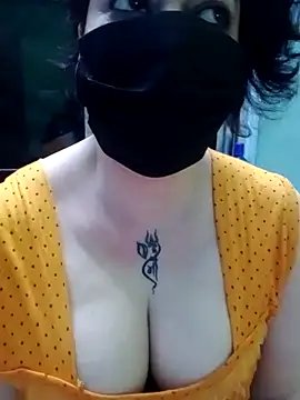 Snapshot of Raja_Ranii chatting on 23, 2, 2025 Raja Ranii online show from 23, 2, 2025