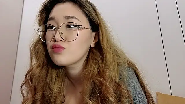 Jennatyan online show from 13, 1, 2026