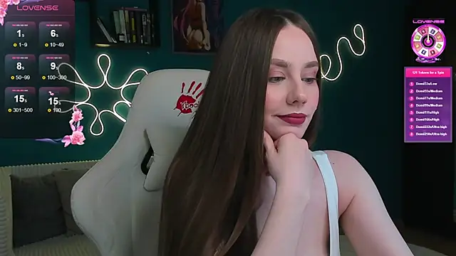 Snapshot of katie_taylorr chatting on 3, 8, 2026 katie taylorr online show from 3, 8, 2026
