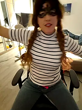 Hexe12346 online show from 10, 11, 2025