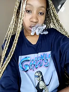 Snapshot of CocoSexyBabe chatting on 5, 3, 2025 CocoSexyBabe online show from 5, 3, 2025