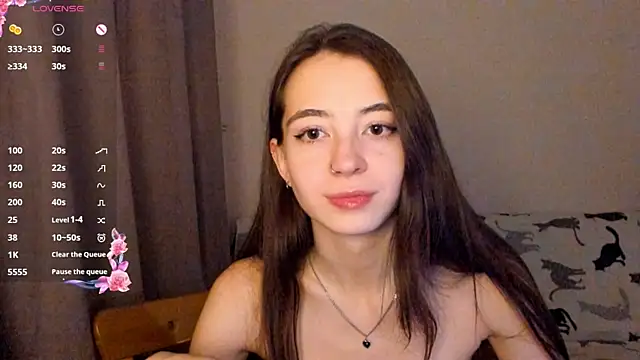 EvaBradley online show from 15, 12, 2025