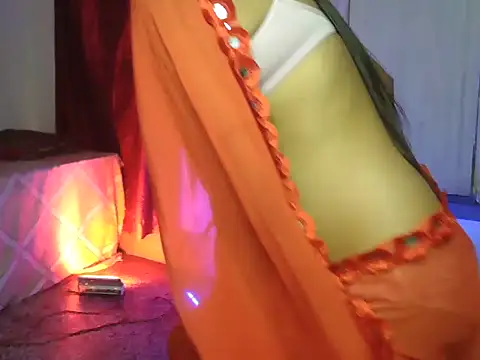 Cute-Hazel online show from 9, 2, 2025