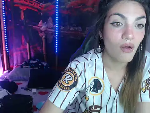 Snapshot of ReiLyMalkova chatting on 28, 12, 2024 ReiLyMalkova online show from 28, 12, 2024