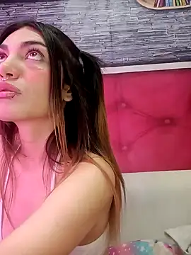 Snapshot of ReiLyMalkova chatting on 26, 1, 2025 ReiLyMalkova online show from 26, 1, 2025