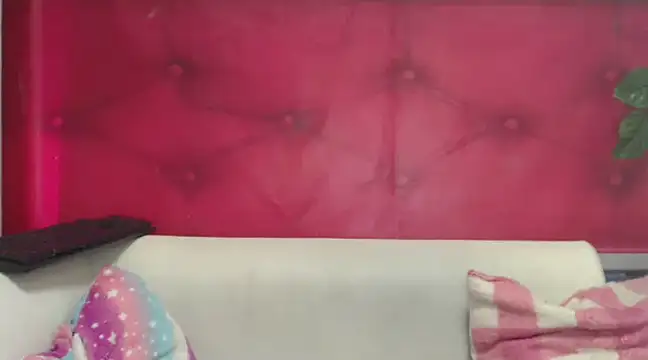 Snapshot of ReiLyMalkova chatting on 11, 2, 2025 ReiLyMalkova online show from 11, 2, 2025
