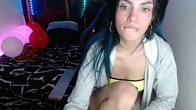 Snapshot of ReiLyMalkova chatting on 17, 2, 2025 ReiLyMalkova online show from 17, 2, 2025