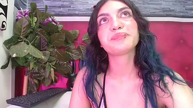 Snapshot of ReiLyMalkova chatting on 14, 3, 2025 ReiLyMalkova online show from 14, 3, 2025