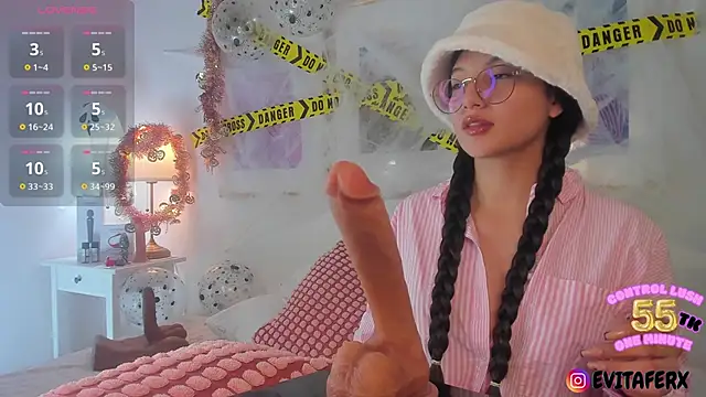 Eva depp online show from 27, 10, 2025