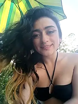 Lila Desiree online show from 6, 12, 2024