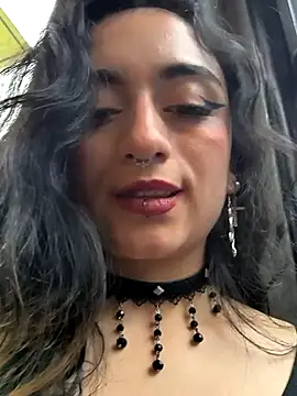 Lila Desiree online show from 9, 12, 2024