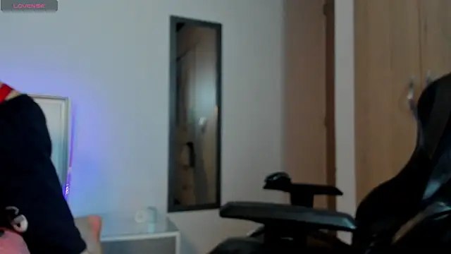 facebaby1 online show from 19, 12, 2025