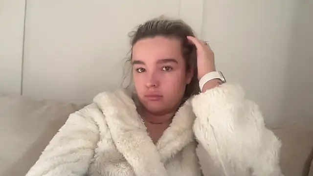 maisiesmithx online show from 17, 11, 2025