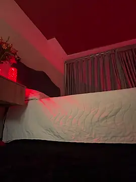 Snapshot of sue___0 chatting on 4, 3, 2026 sue 0 online show from 4, 3, 2026