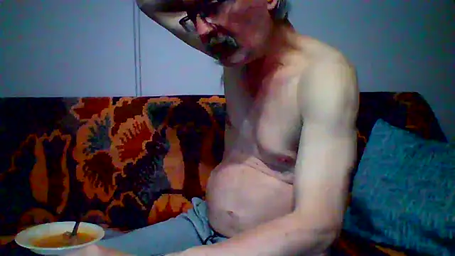 Snapshot of loverboyxxx69 chatting on 24, 4, 2026 loverboyxxx69 online show from 24, 4, 2026
