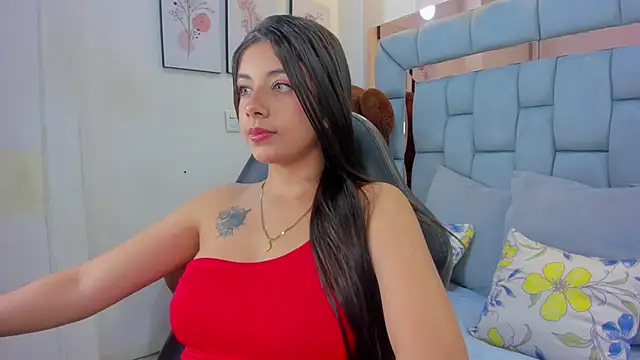 Snapshot of coraltaylor chatting on 25, 2, 2026 coraltaylor online show from 25, 2, 2026