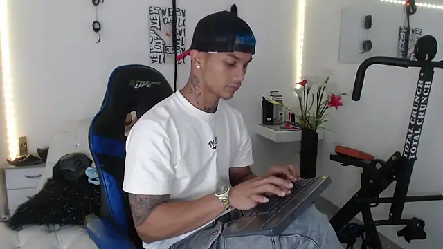 Leonard Price online show from 21, 2, 2025