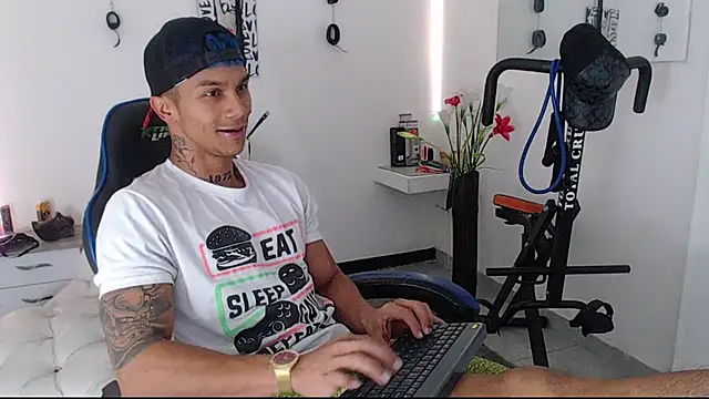 Leonard Price online show from 22, 3, 2025