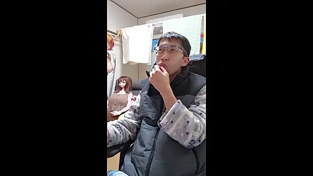 Aenbukkake kai2 online show from 27, 11, 2025