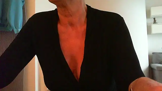   Angel78   online show from 5, 10, 2025