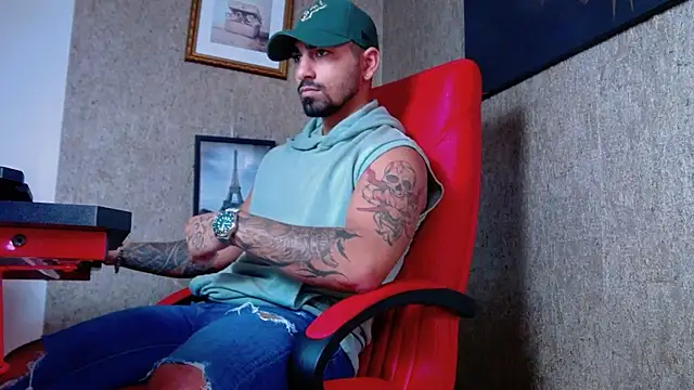 NigelBoydXXX online show from 19, 12, 2024