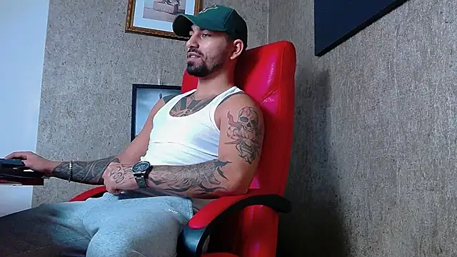 NigelBoydXXX online show from 30, 1, 2025