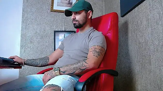 NigelBoydXXX online show from 15, 2, 2025