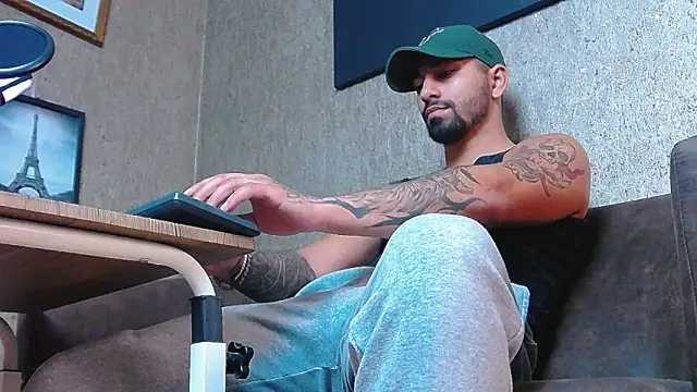 NigelBoydXXX online show from 15, 3, 2025