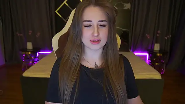 GentleAdellee online show from 15, 4, 2026